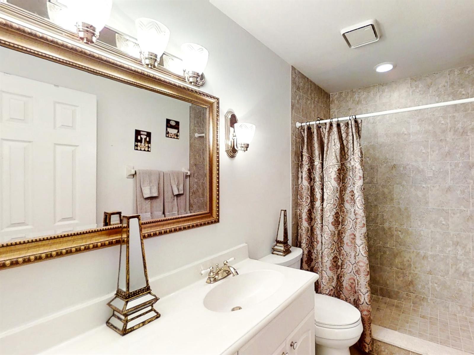 Sun Beach Club Condo Ph 01-03 - Residential