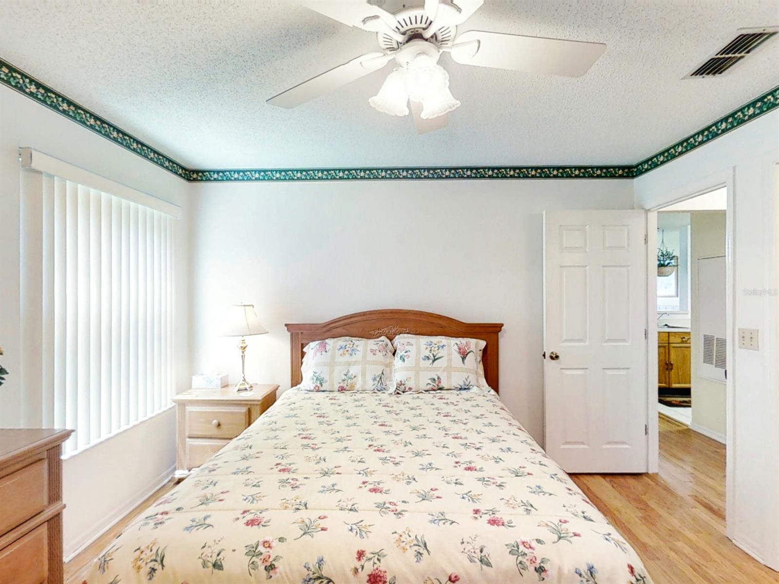 Sun Beach Club Condo Ph 01-03 - Residential