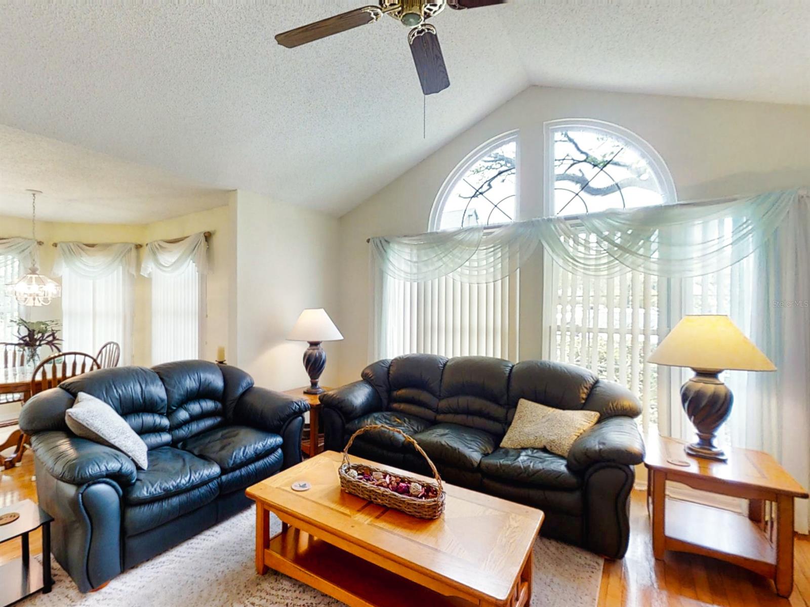 Sun Beach Club Condo Ph 01-03 - Residential