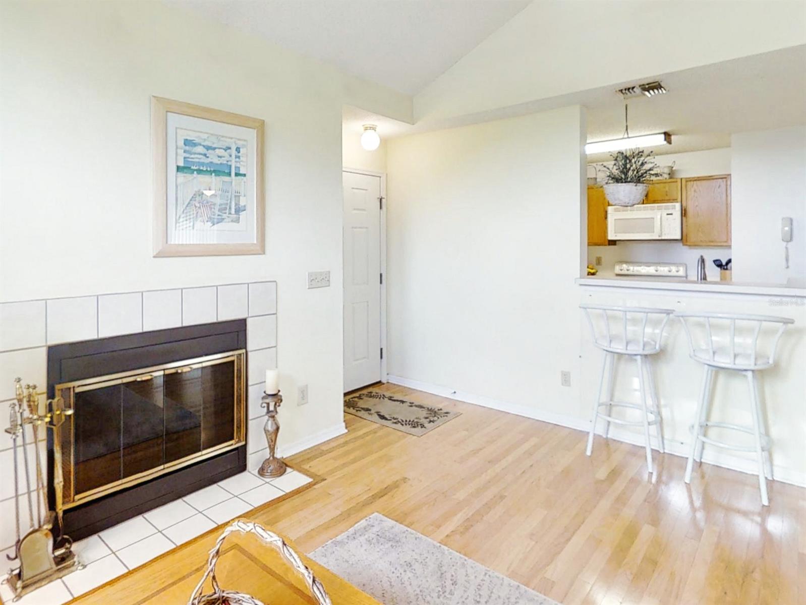 Sun Beach Club Condo Ph 01-03 - Residential