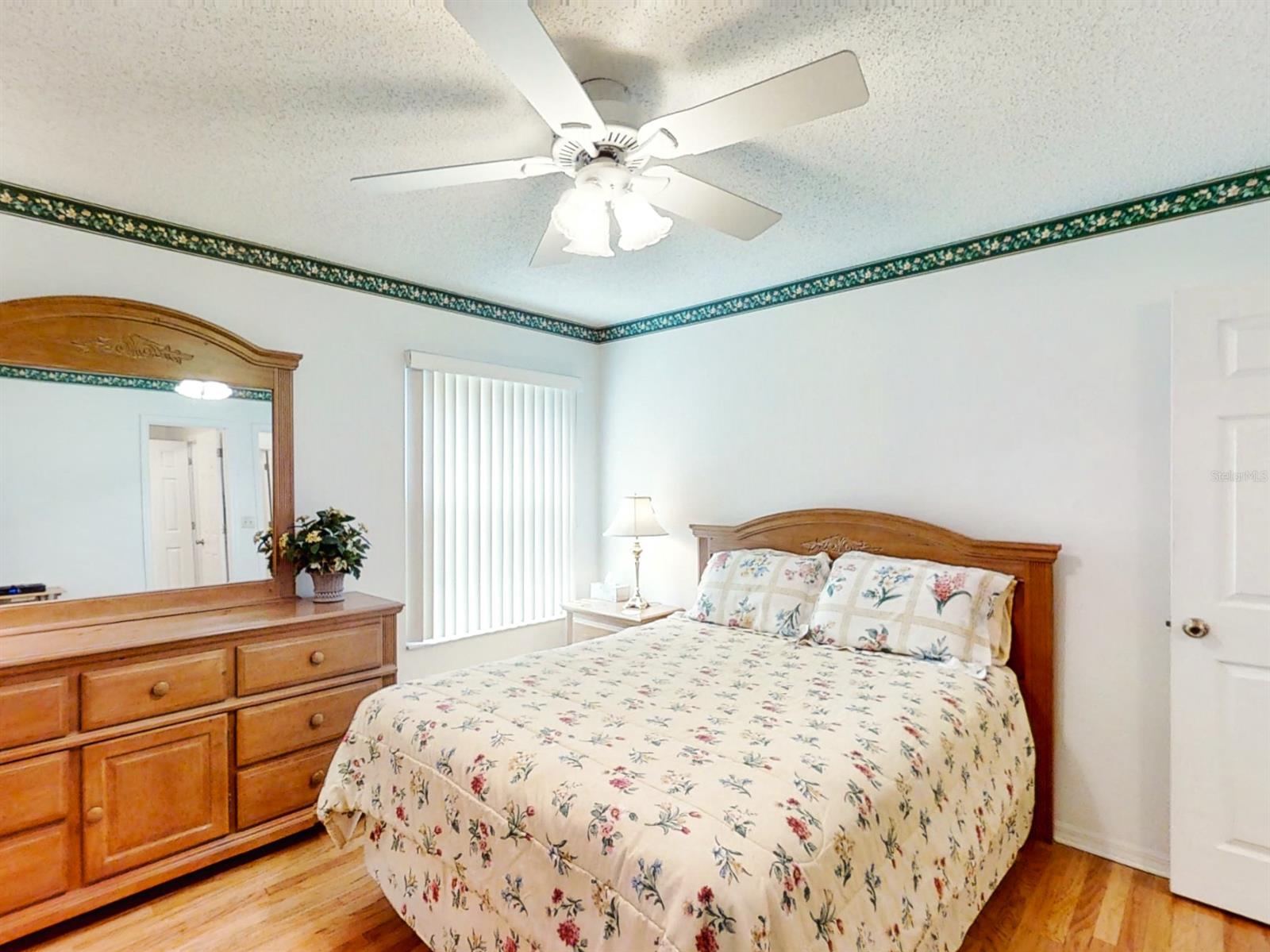 Sun Beach Club Condo Ph 01-03 - Residential