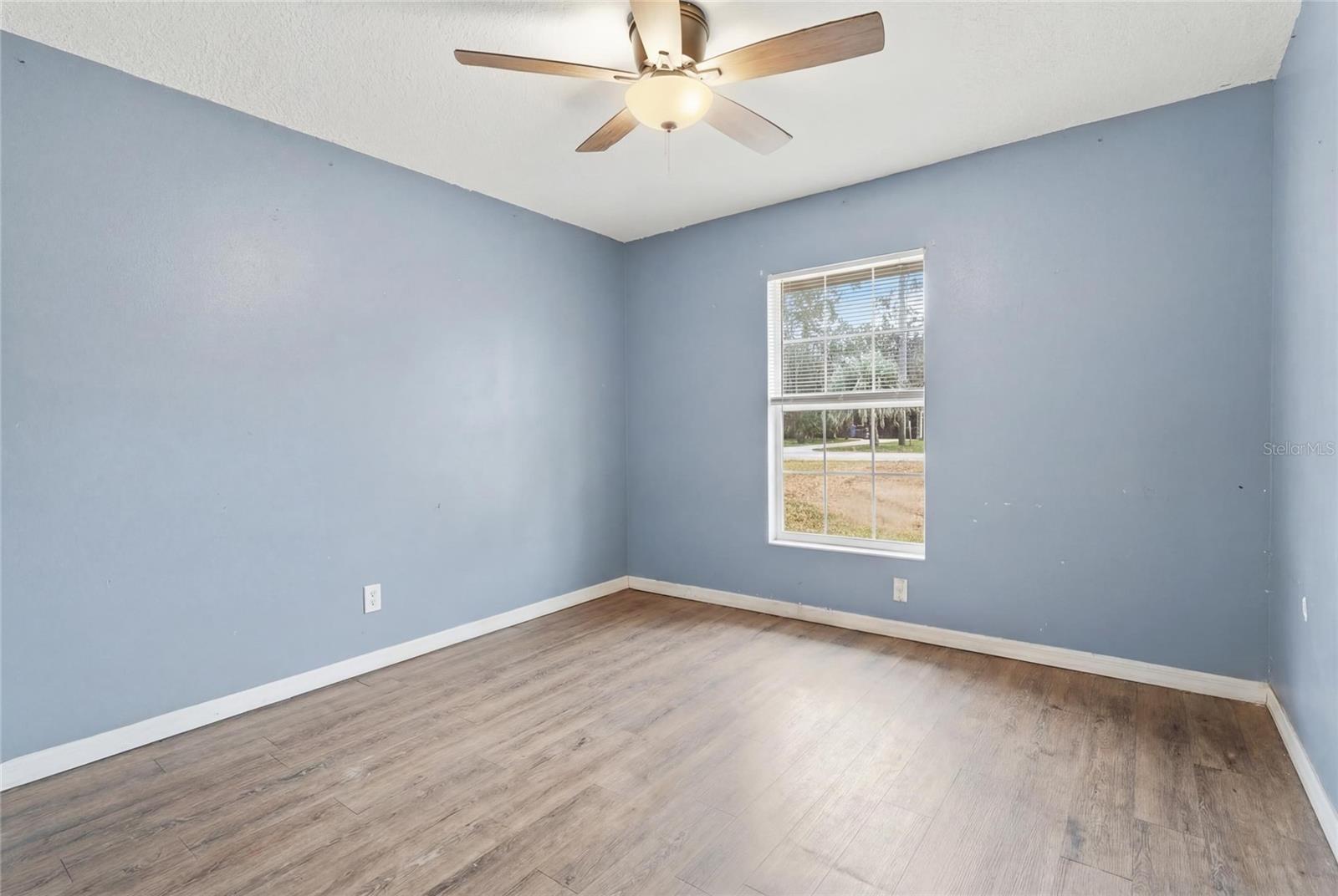 HOWEY PALM GARDENS - Residential