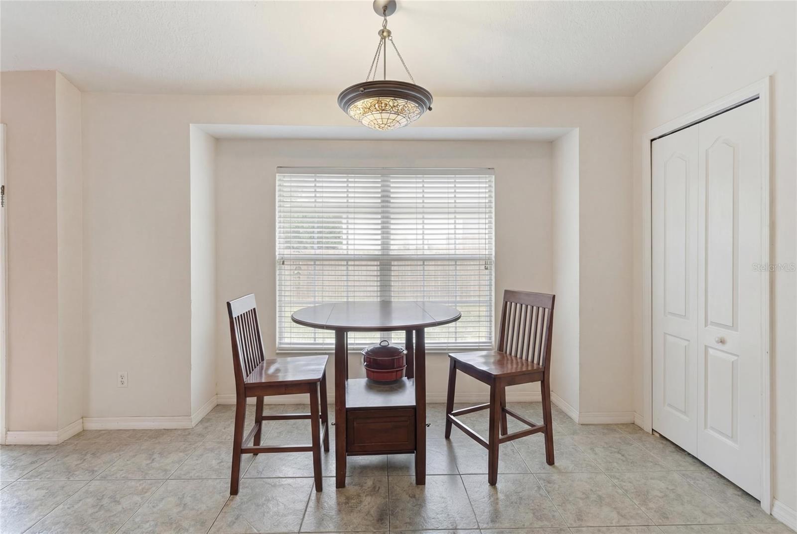 HOWEY PALM GARDENS - Residential