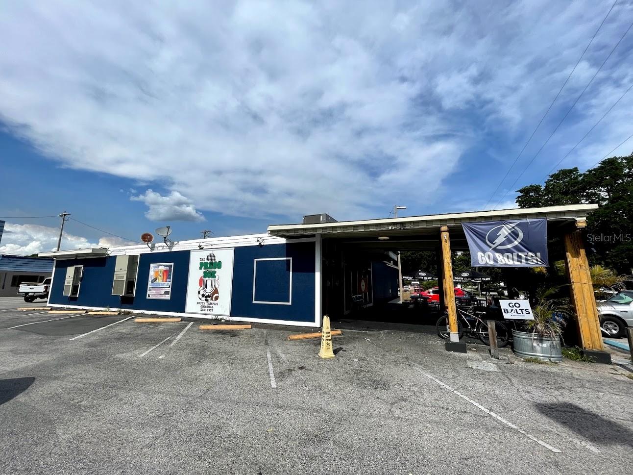 SUNSET PARK - Residential