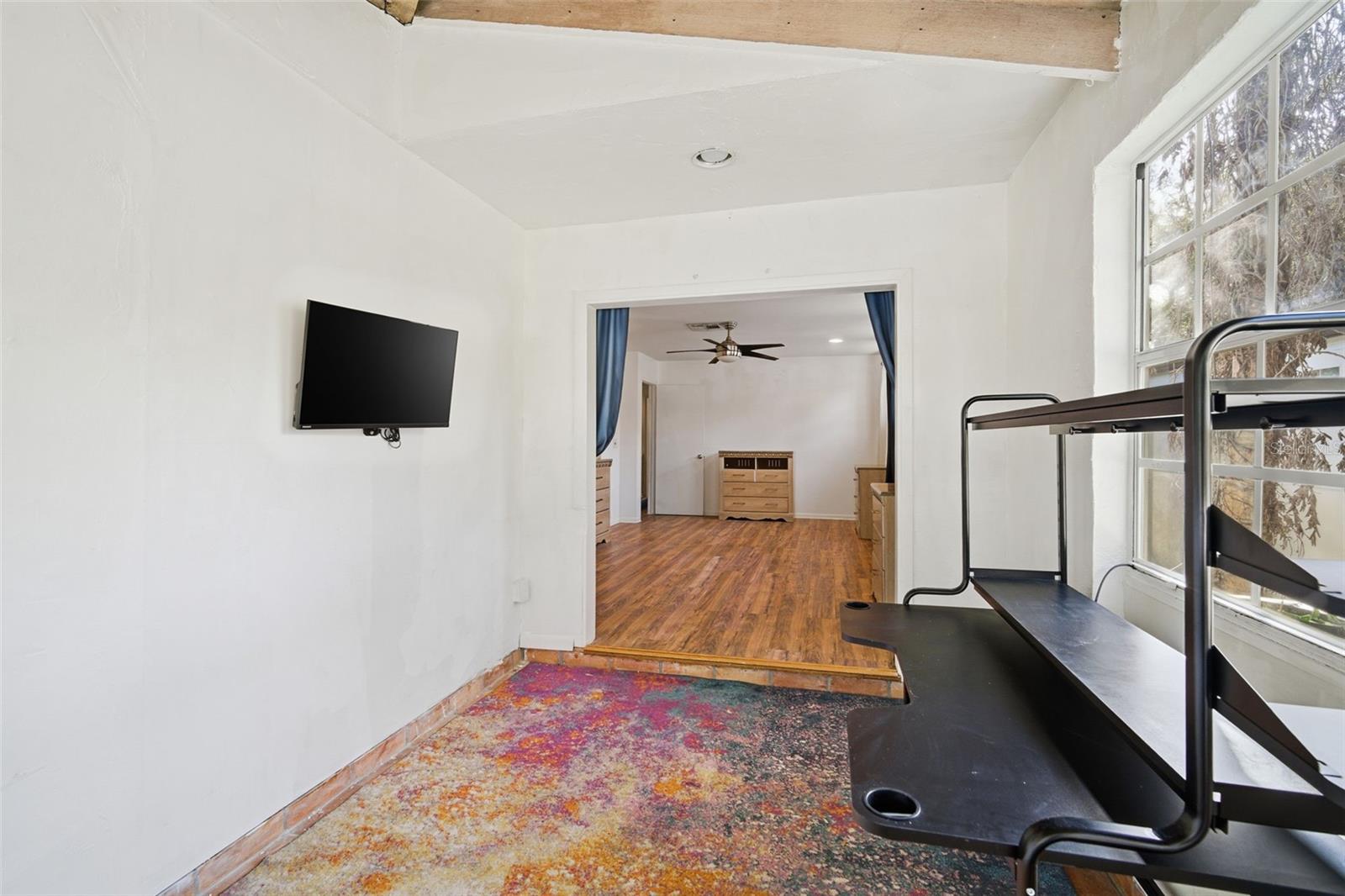 SUNSET PARK - Residential