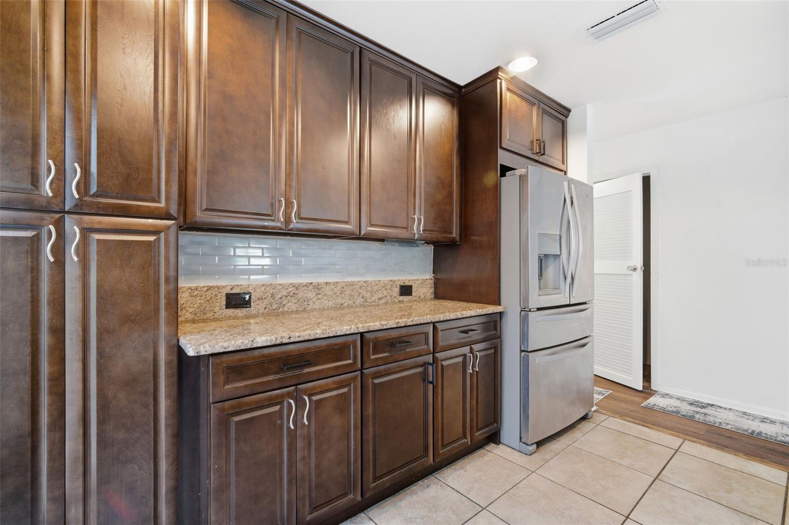 SUNSET PARK - Residential