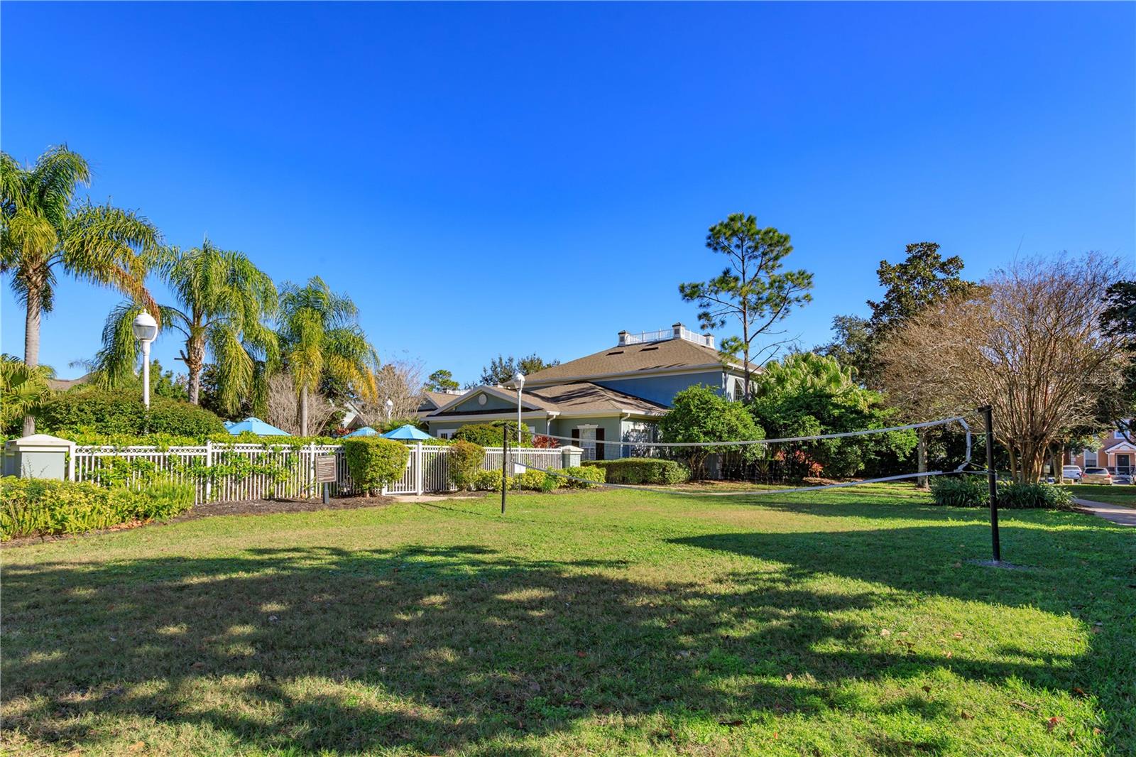 DISCOVERY PALMS - Residential