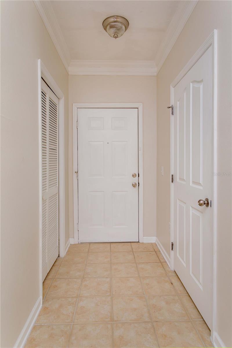 DISCOVERY PALMS - Residential