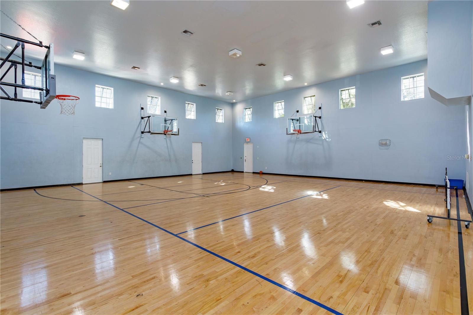 DISCOVERY PALMS - Residential