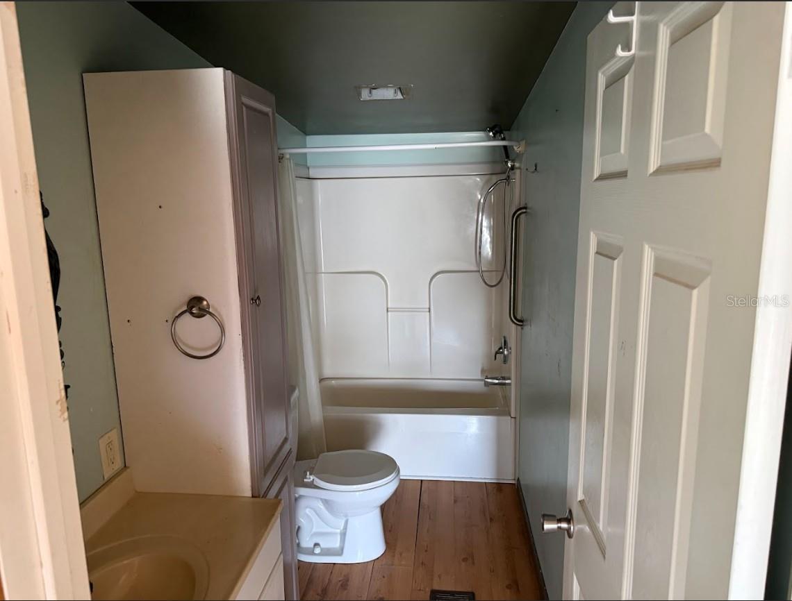 MOBILE HOME MDWS - Residential