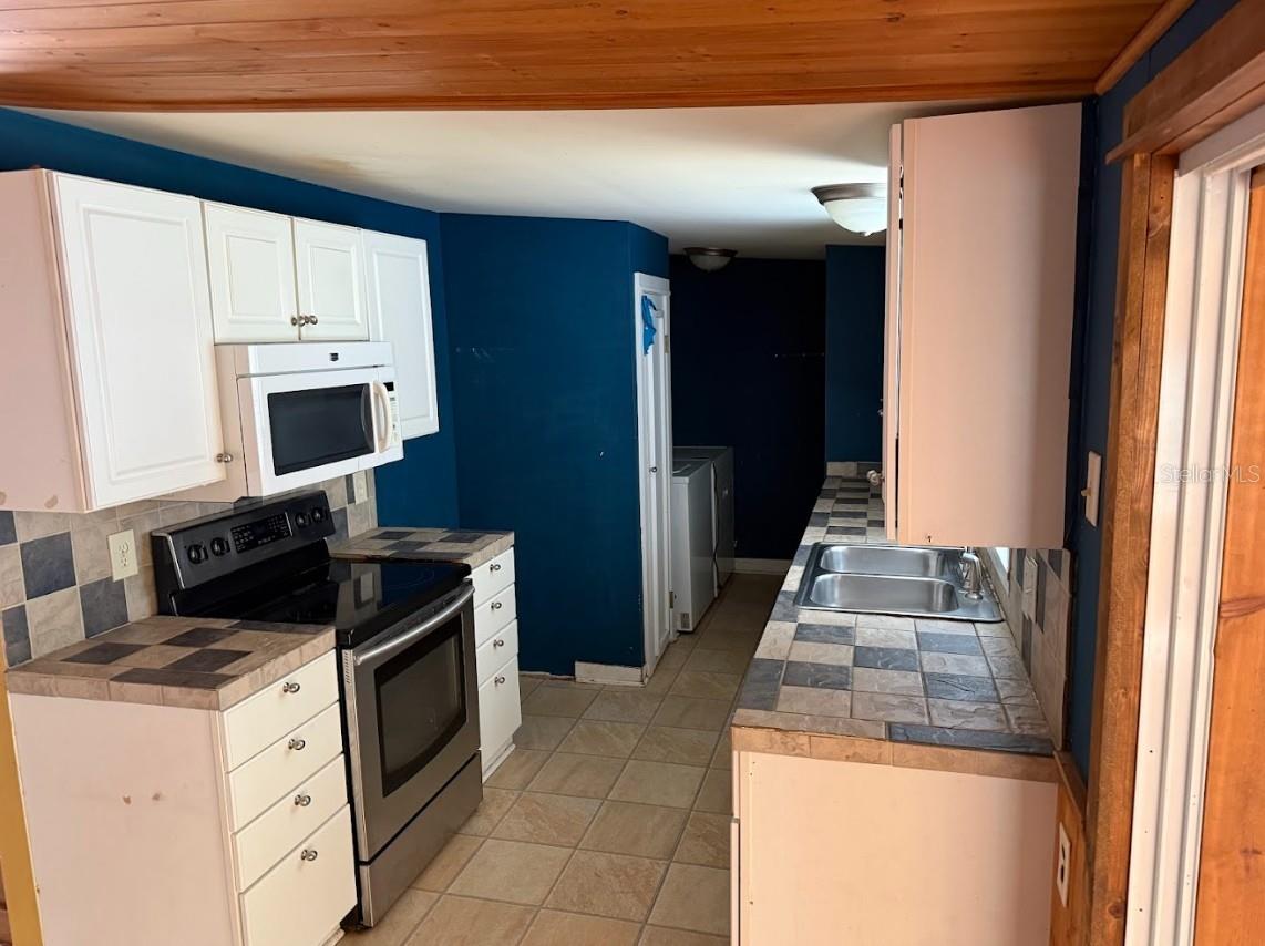 MOBILE HOME MDWS - Residential
