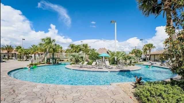 4352 ACORN COURT