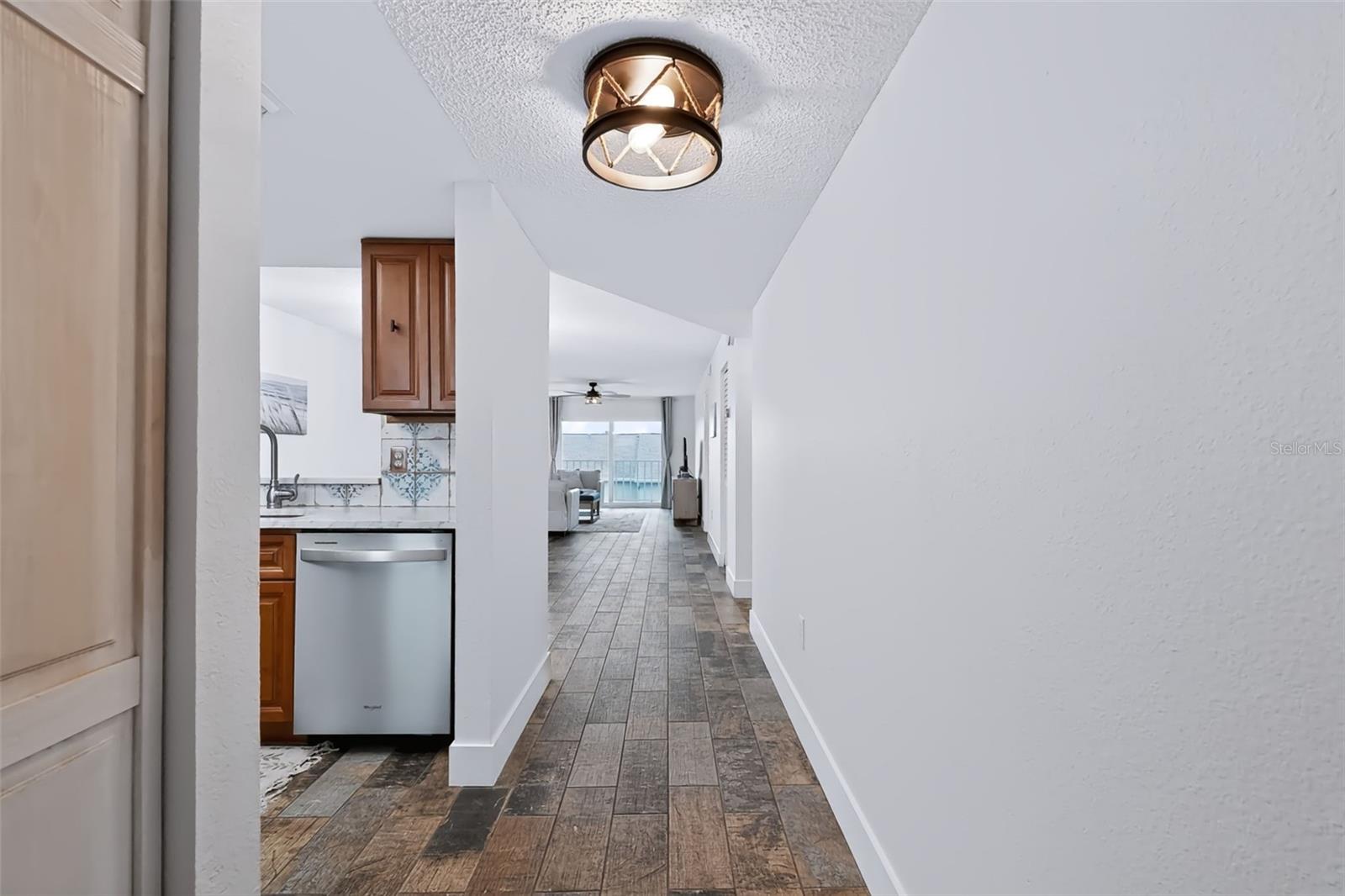 719 PINELLAS BAYWAY S 311