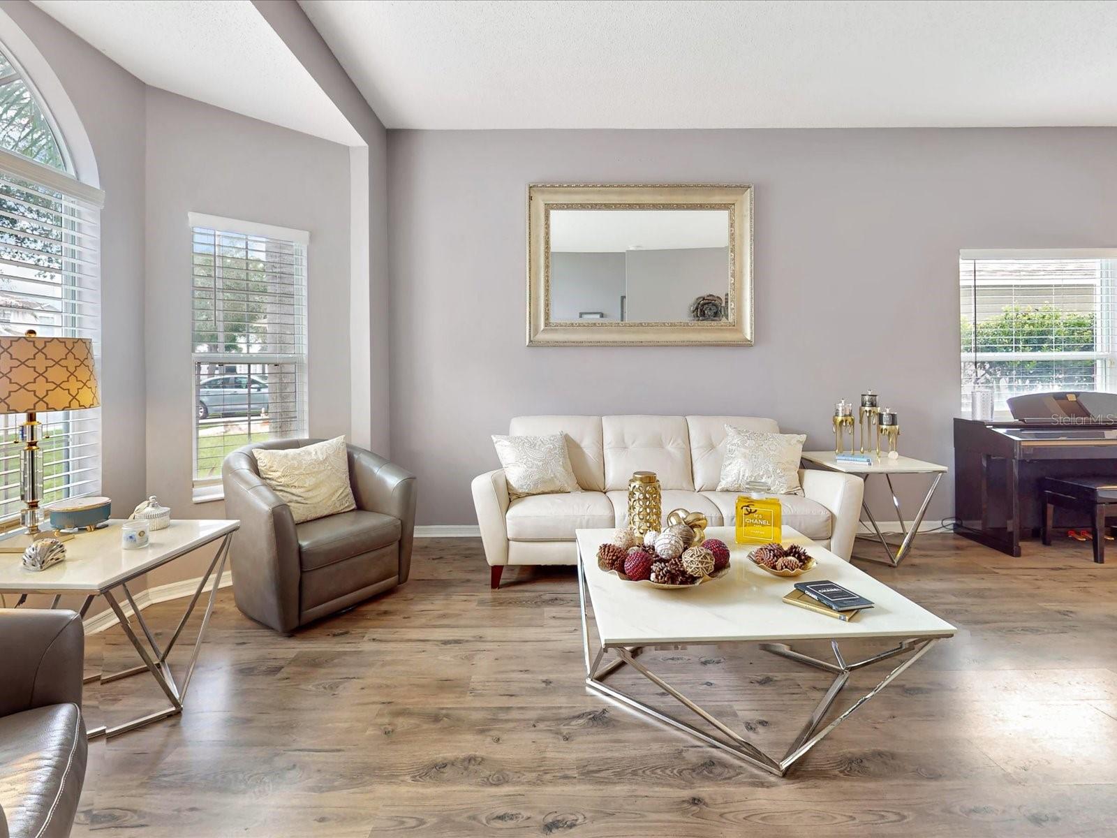 112 HARWOOD CIRCLE