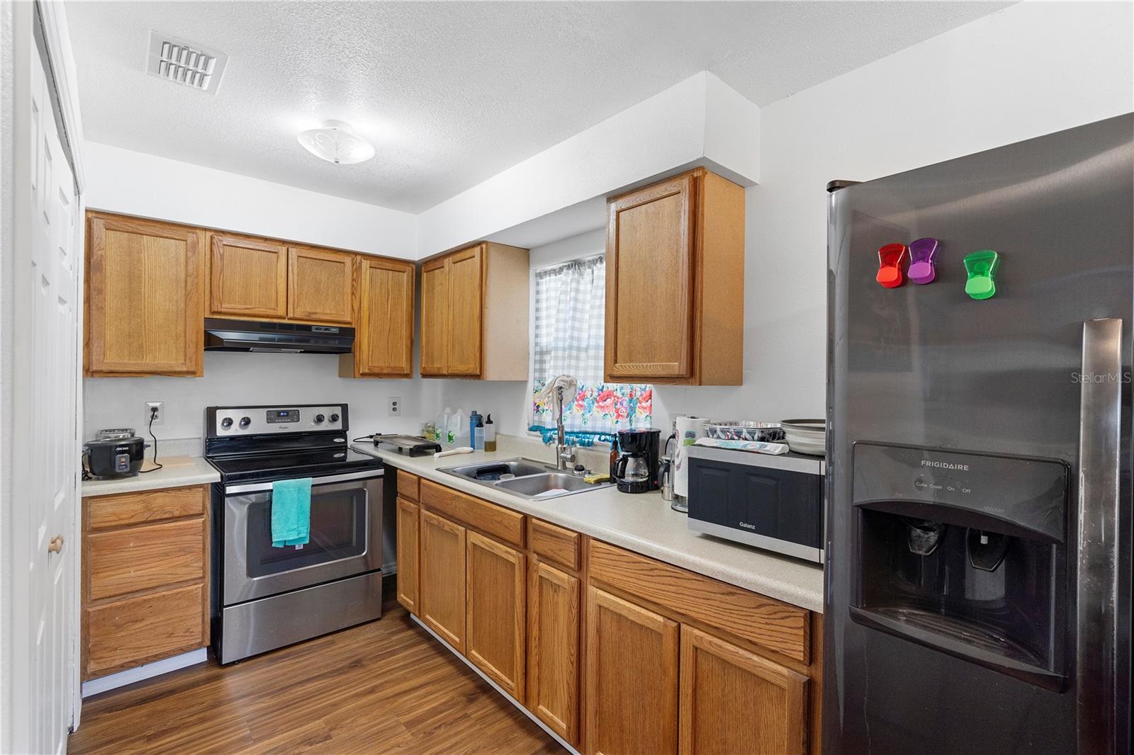 501 W LISBON PARKWAY