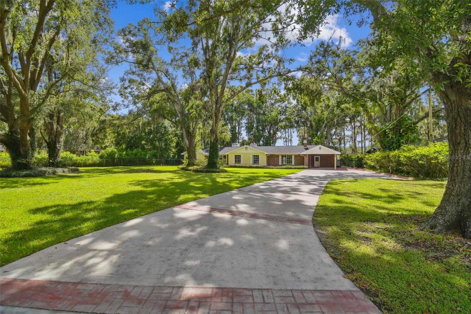20006 LAKE HOLLY DRIVE
