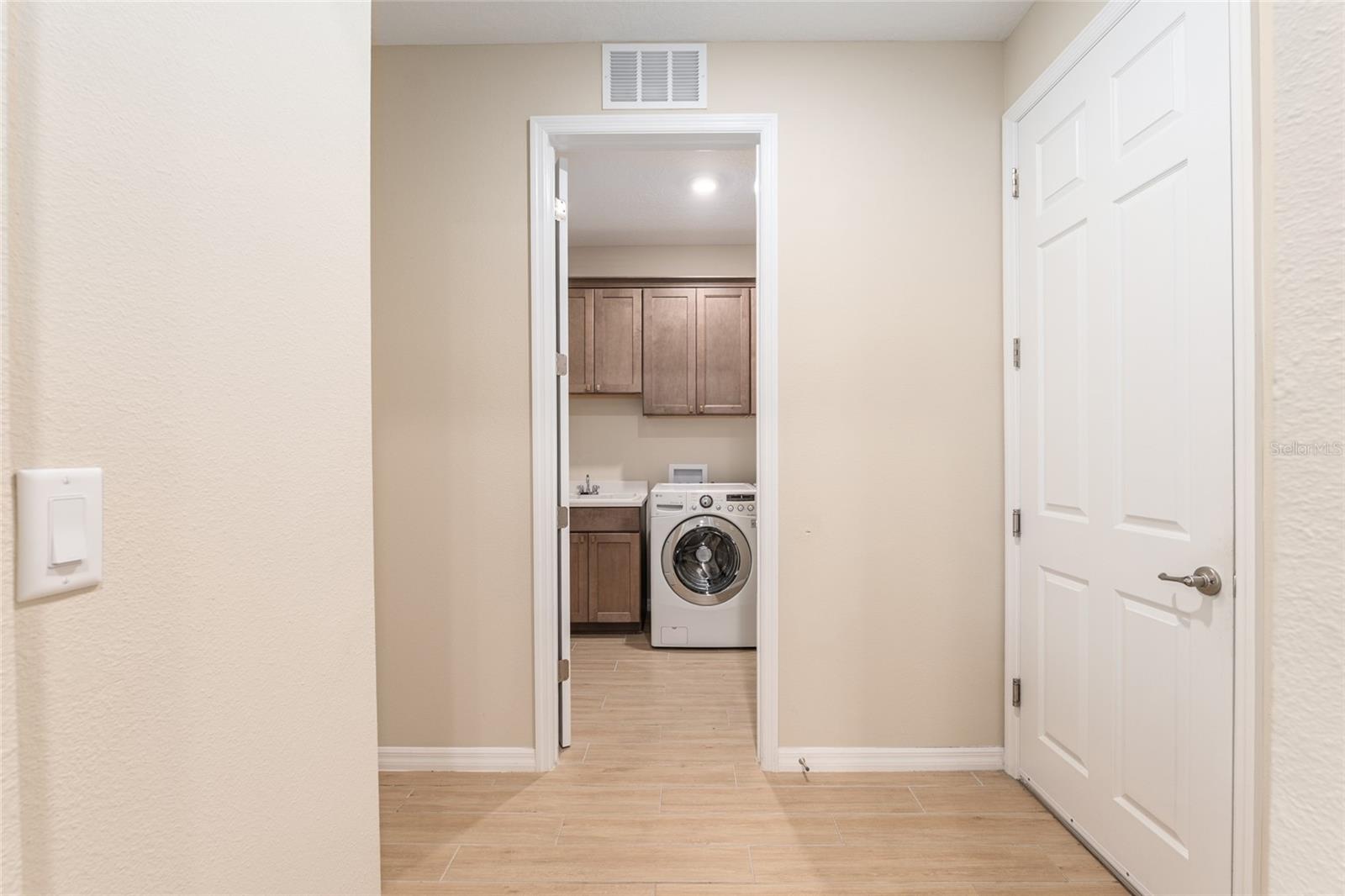 ON TOP OF THE WORLD - Residential