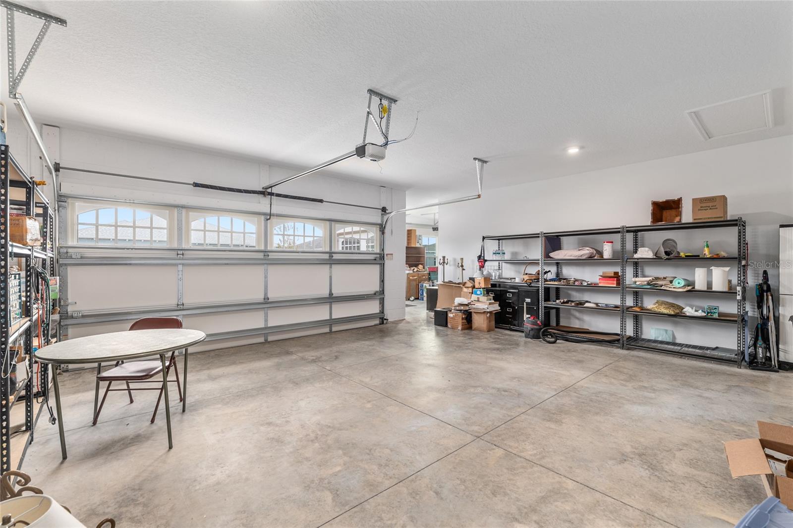 ON TOP OF THE WORLD - Residential