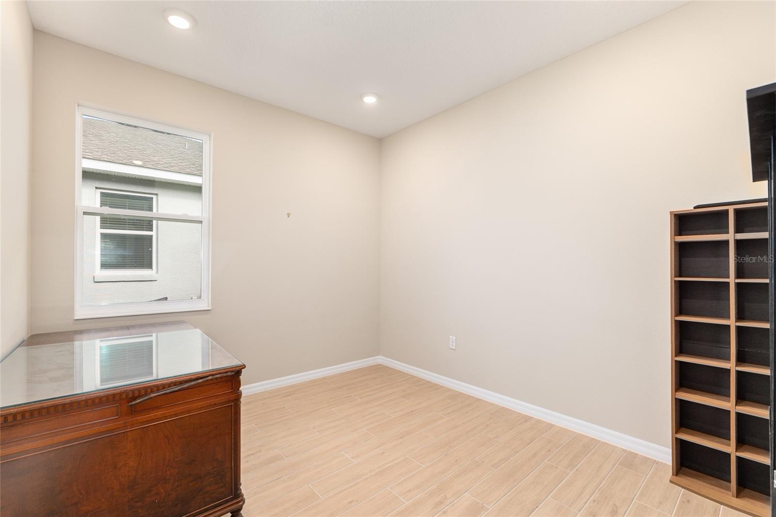 ON TOP OF THE WORLD - Residential