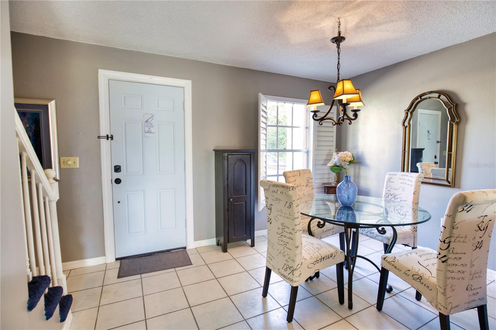 SUTTON PLACE - Residential Lease