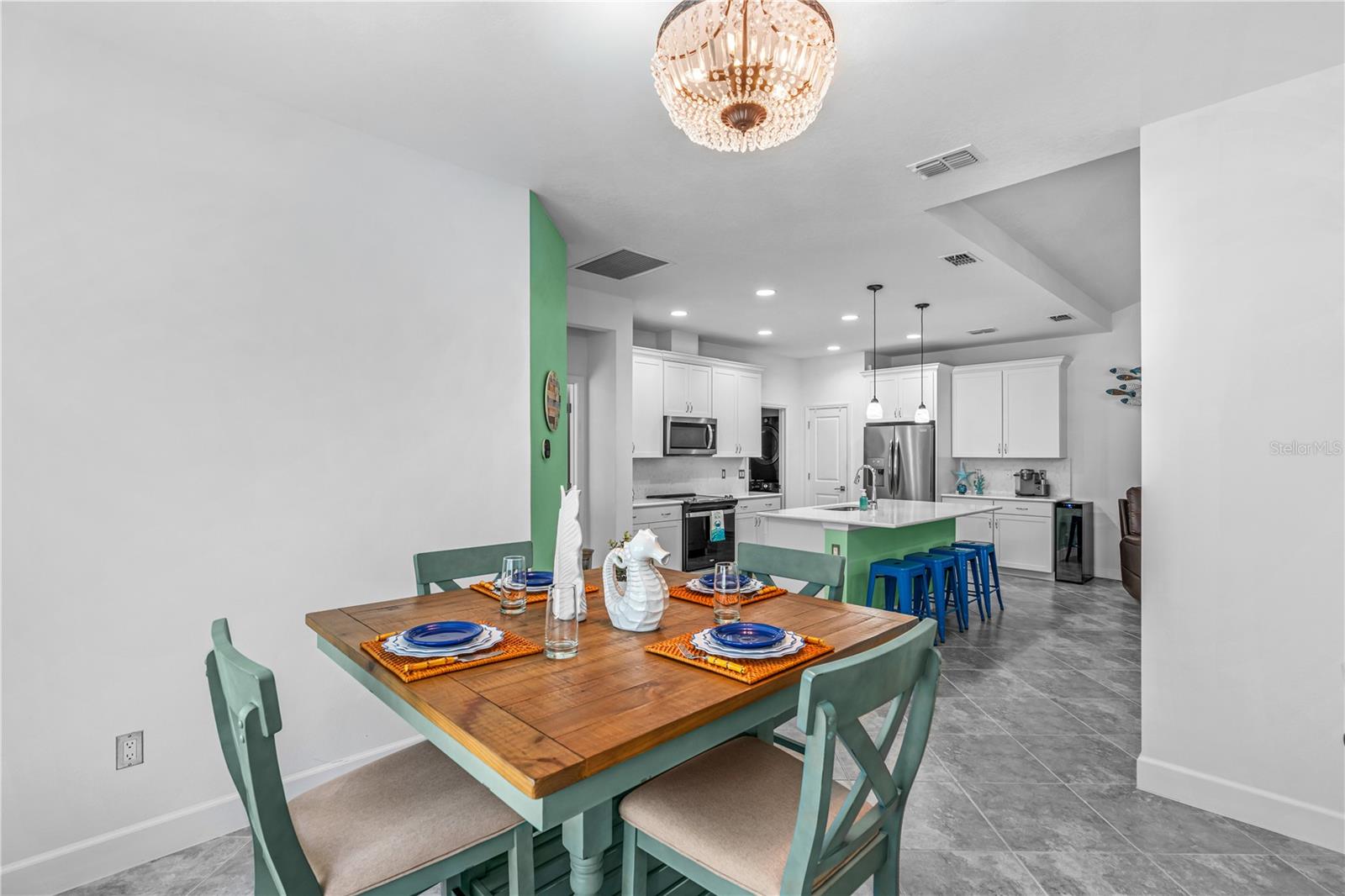 LATITUDE/DAYTONA BEACH PH 5 - Residential