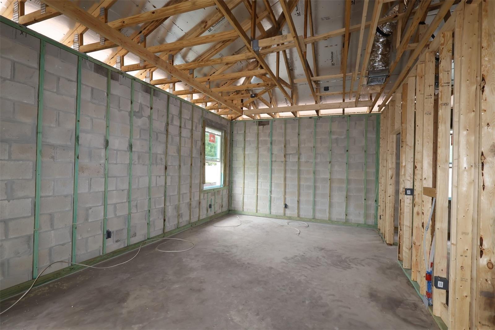 BAY LAKE FARMS AT ST CLOUD - Residential