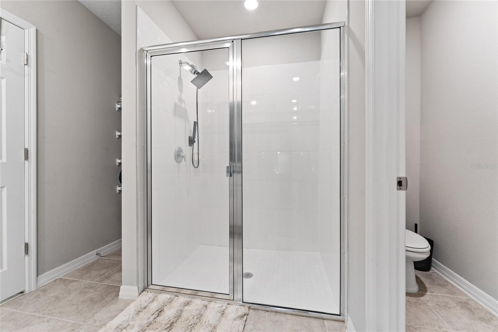 HAMMOCK RESERVE PH 1 - Residential Lease