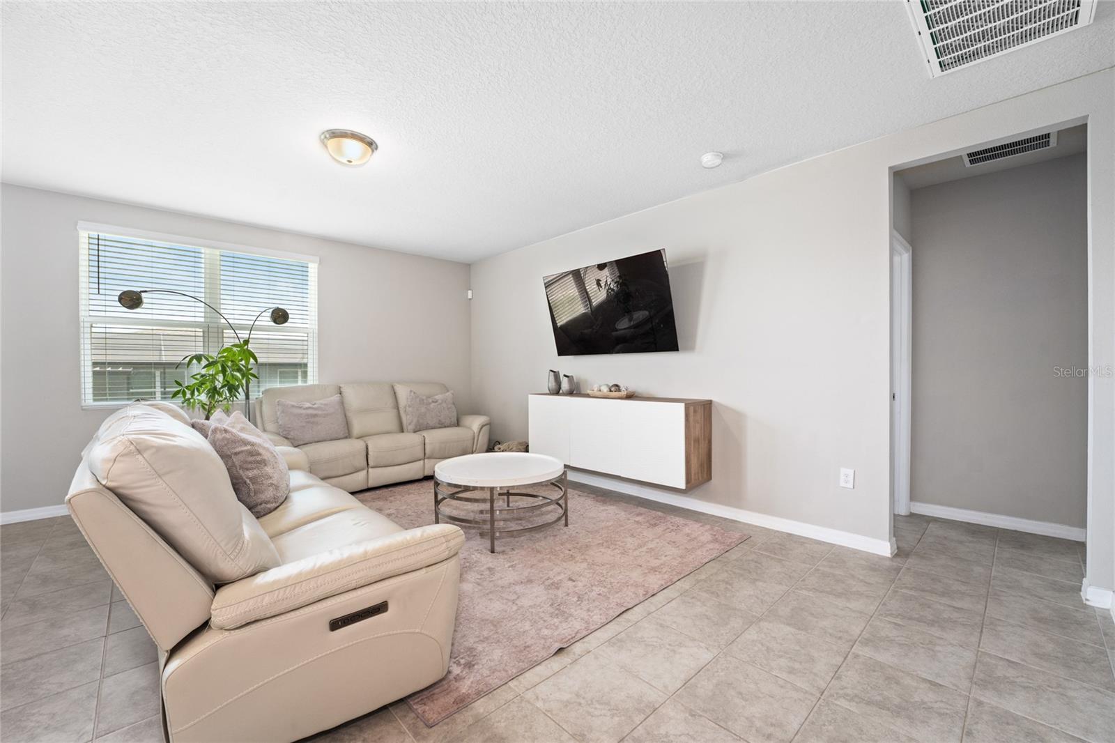 HAMMOCK RESERVE PH 1 - Residential Lease