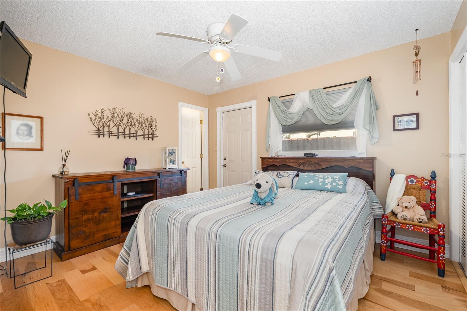 DIANA SHORES UNIT 05 - Residential