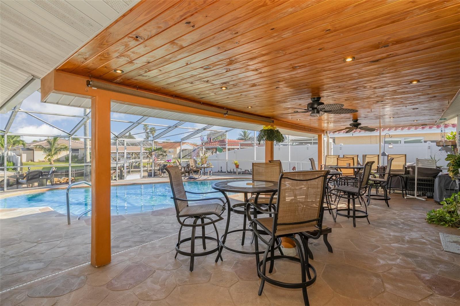 DIANA SHORES UNIT 05 - Residential