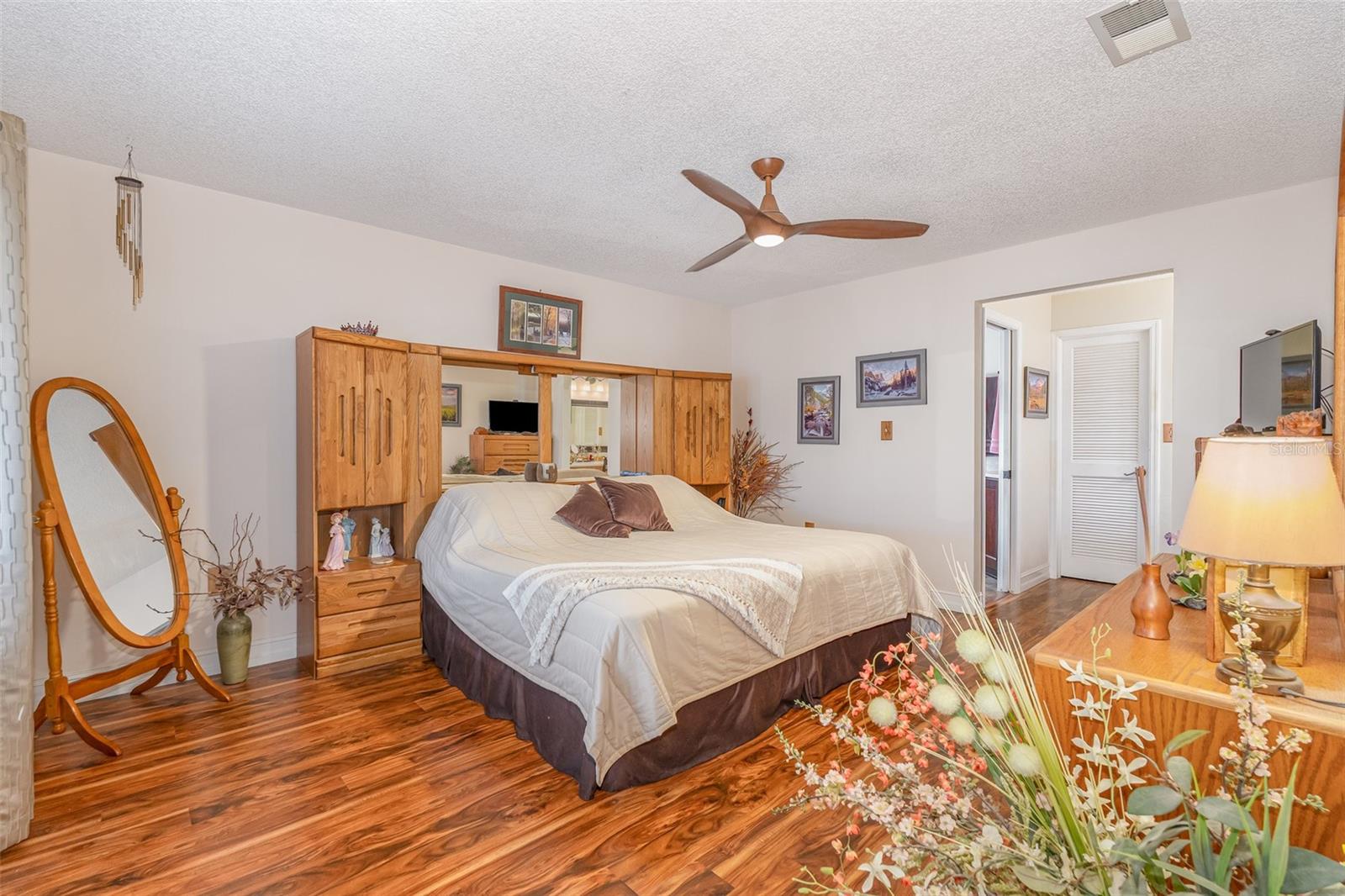 DIANA SHORES UNIT 05 - Residential