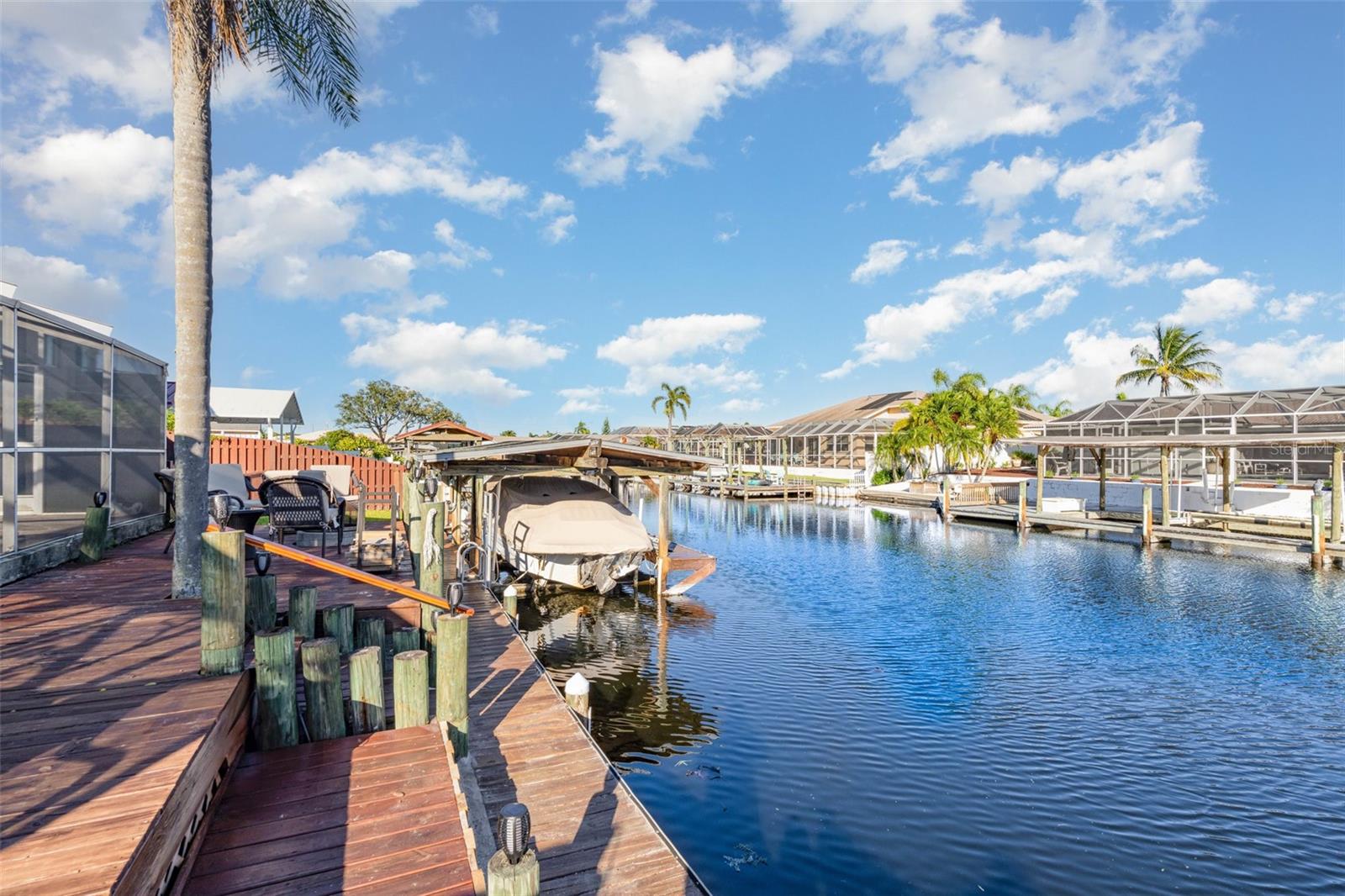 DIANA SHORES UNIT 05 - Residential