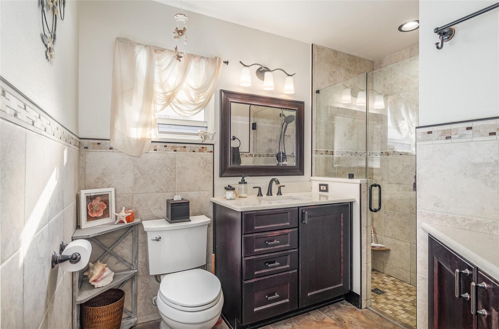 DIANA SHORES UNIT 05 - Residential