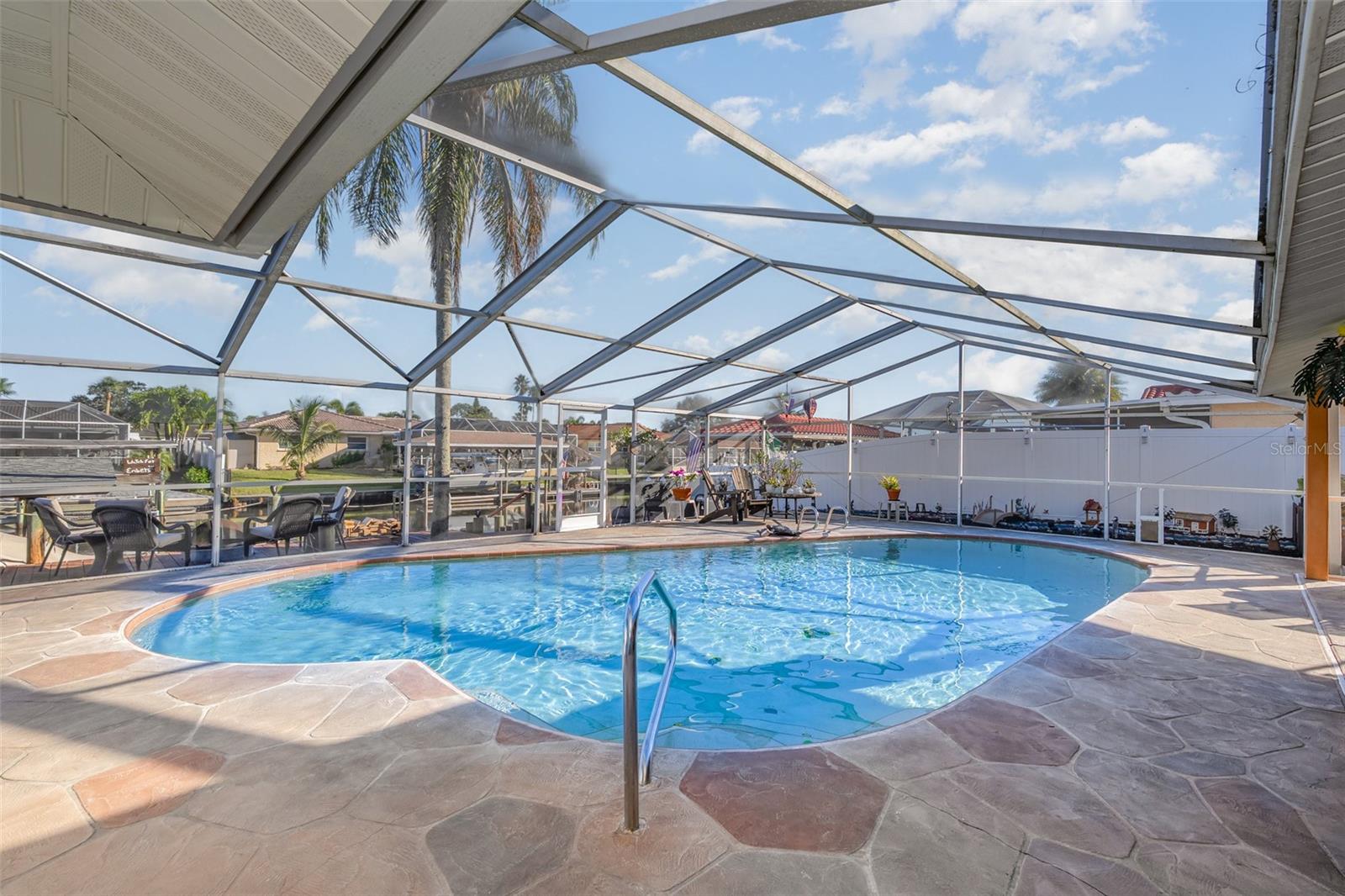 DIANA SHORES UNIT 05 - Residential