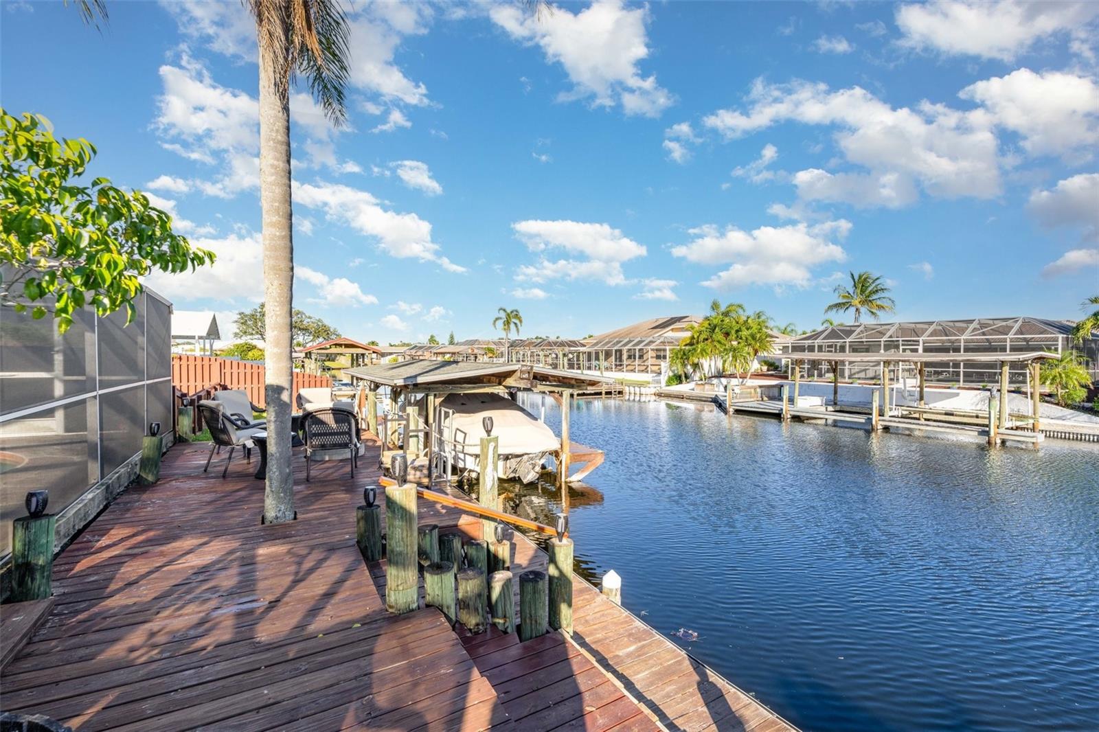 DIANA SHORES UNIT 05 - Residential