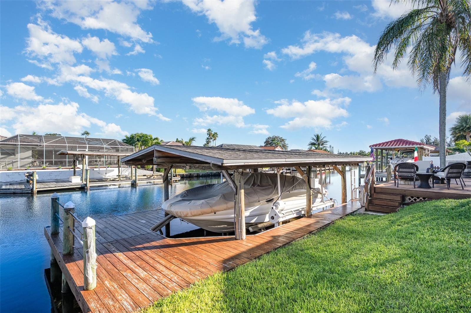 DIANA SHORES UNIT 05 - Residential