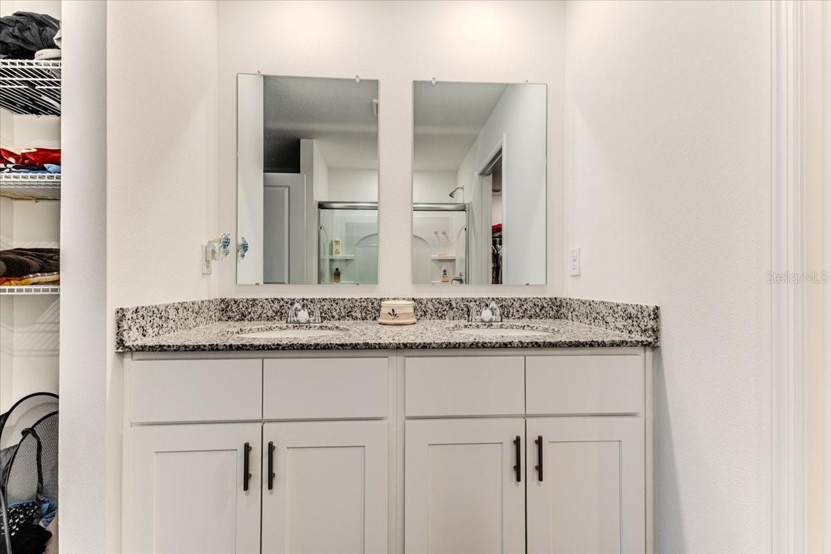 ROYAL HIGHLANDS - Residential