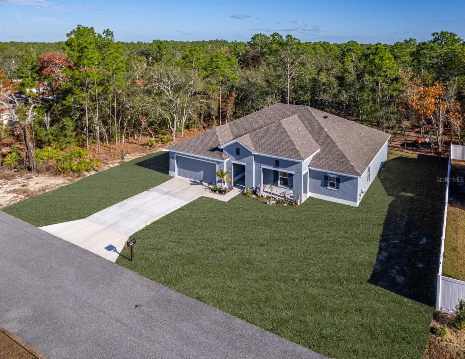 ROYAL HIGHLANDS - Residential