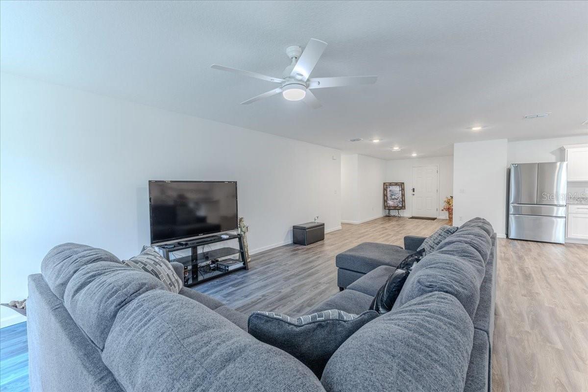 ROYAL HIGHLANDS - Residential