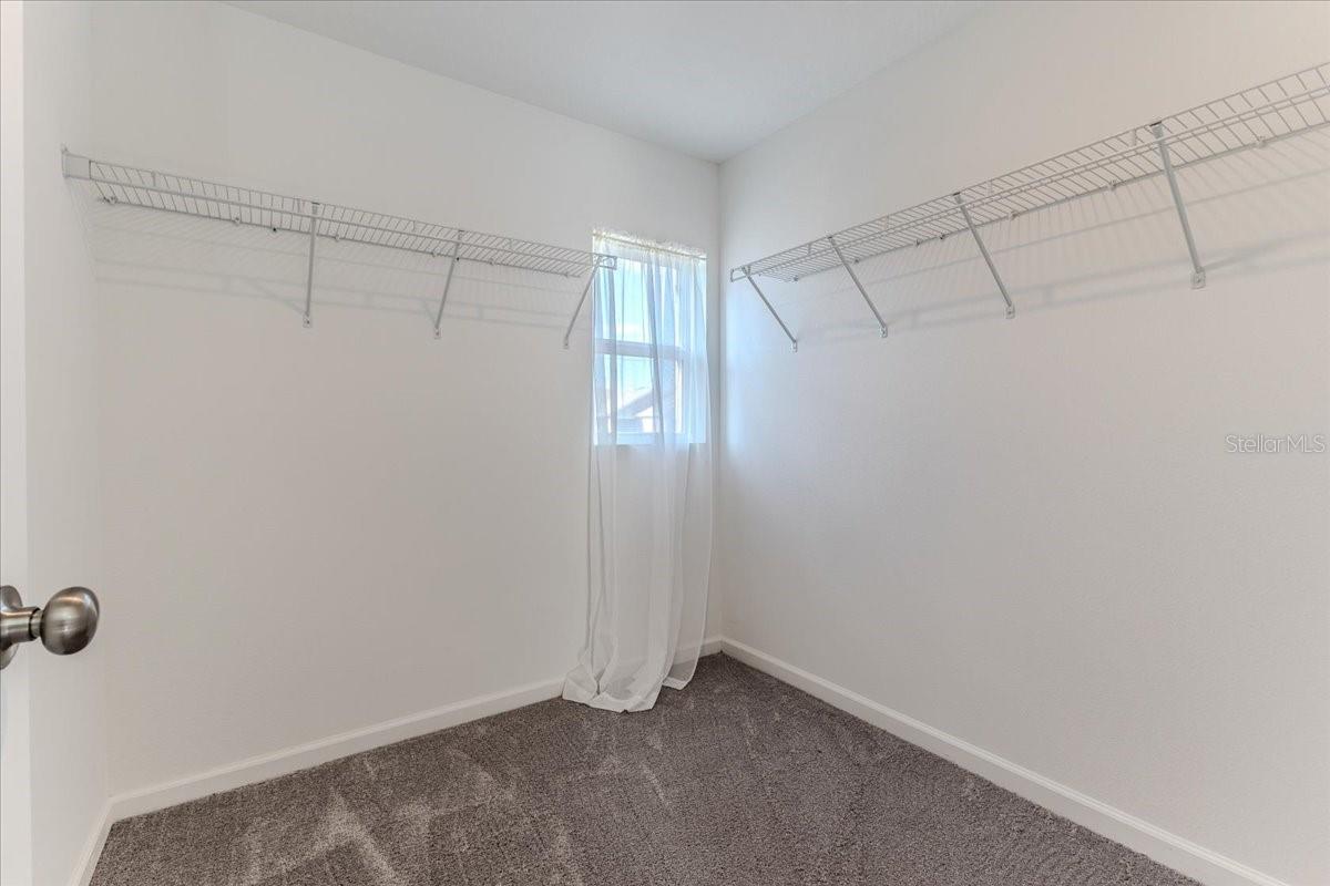 ROYAL HIGHLANDS - Residential