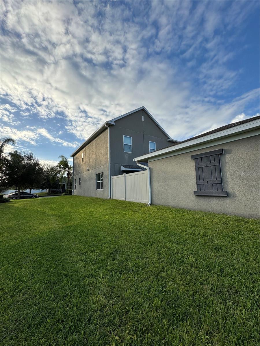SUMMERLAKE GRVS PH 2 - Residential Lease
