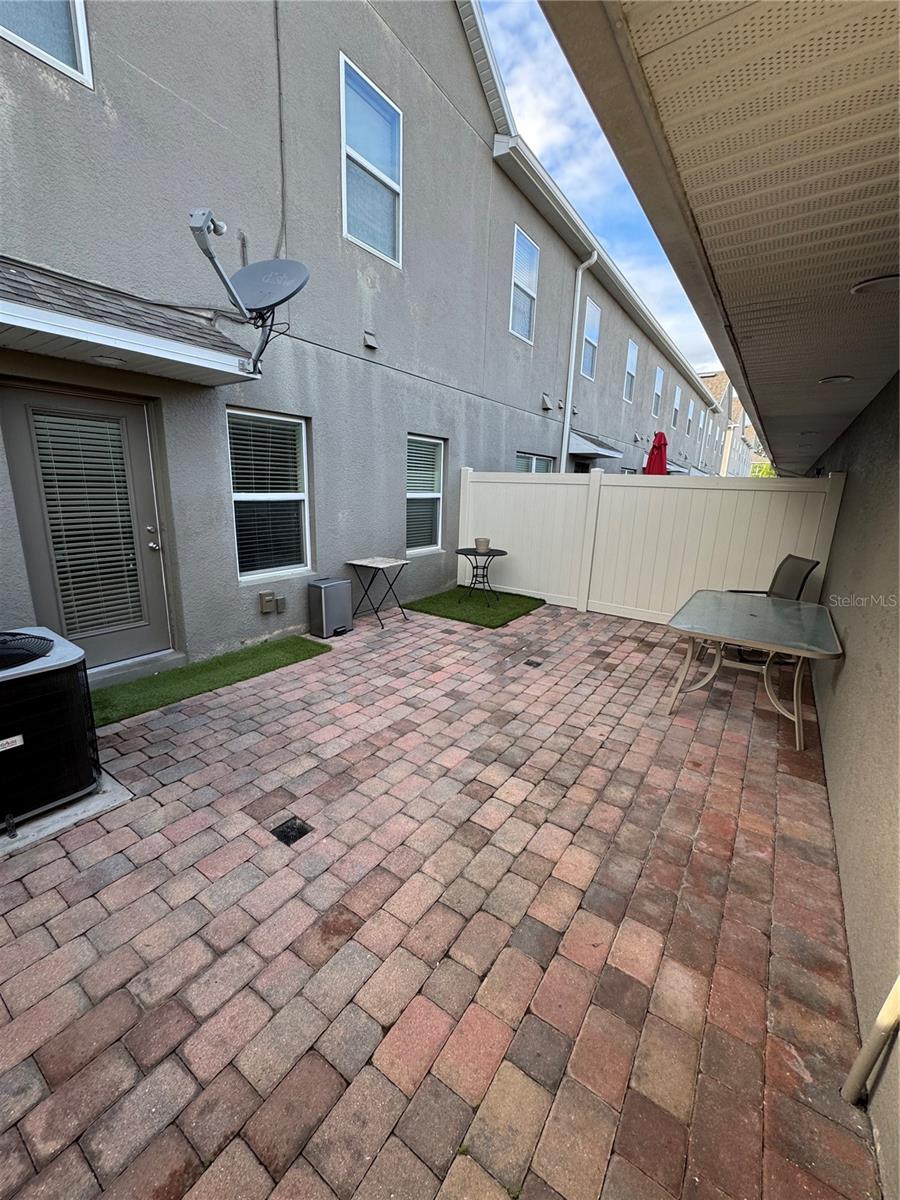 SUMMERLAKE GRVS PH 2 - Residential Lease