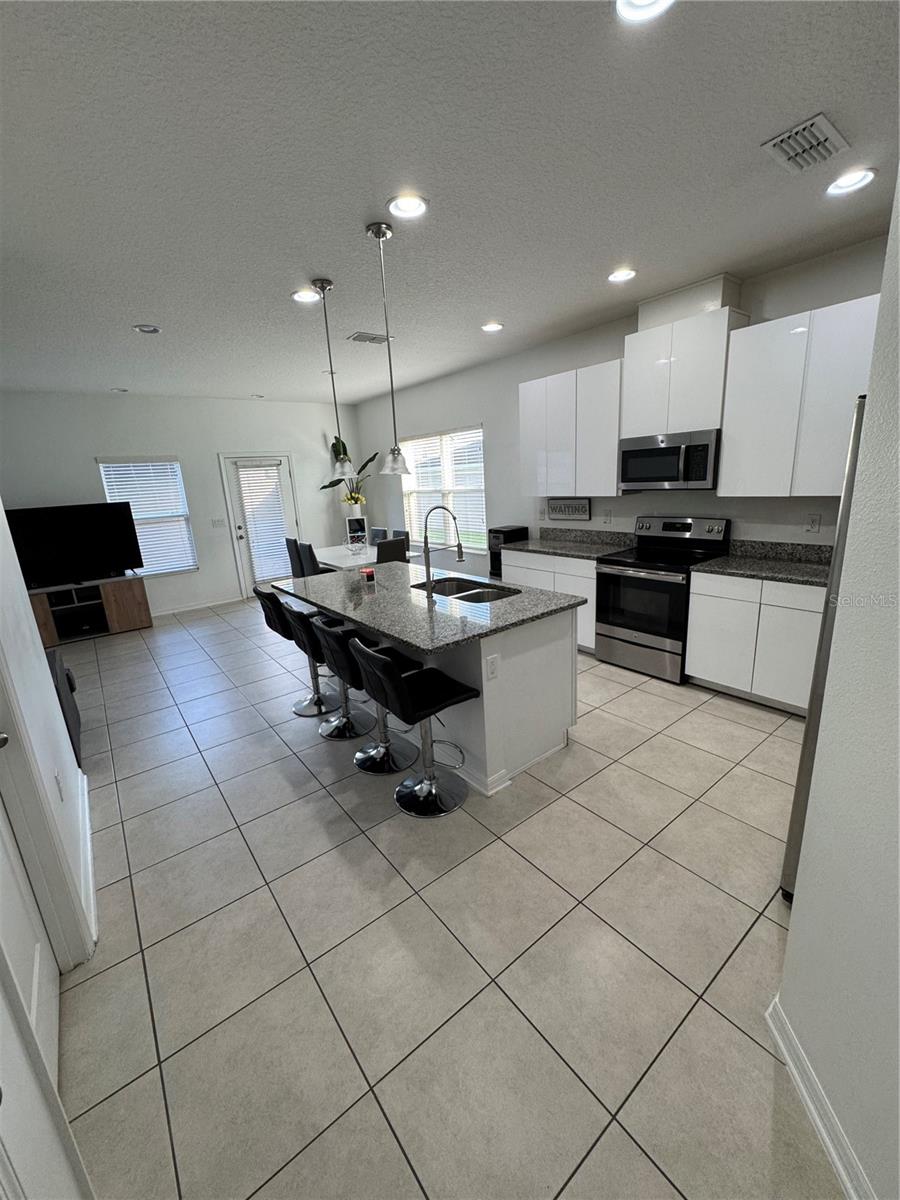 SUMMERLAKE GRVS PH 2 - Residential Lease