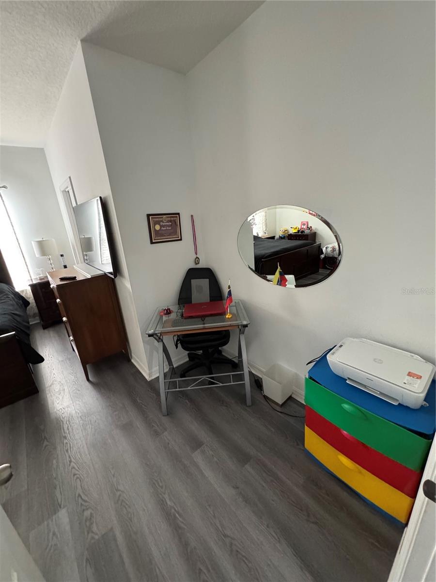 SUMMERLAKE GRVS PH 2 - Residential Lease