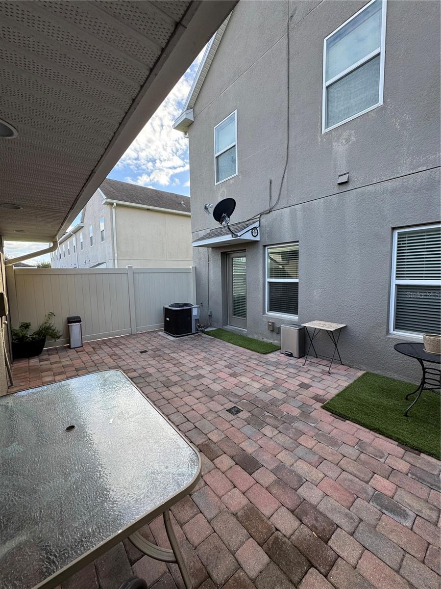 SUMMERLAKE GRVS PH 2 - Residential Lease