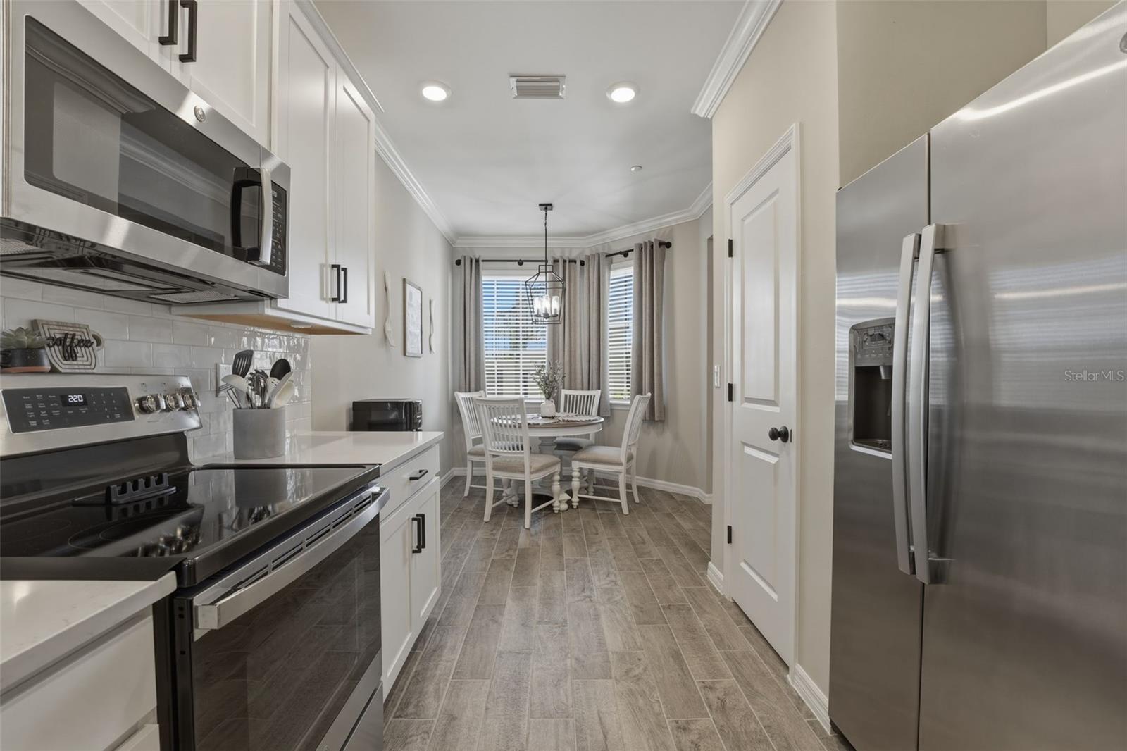 23377 COLLINA WAY 103