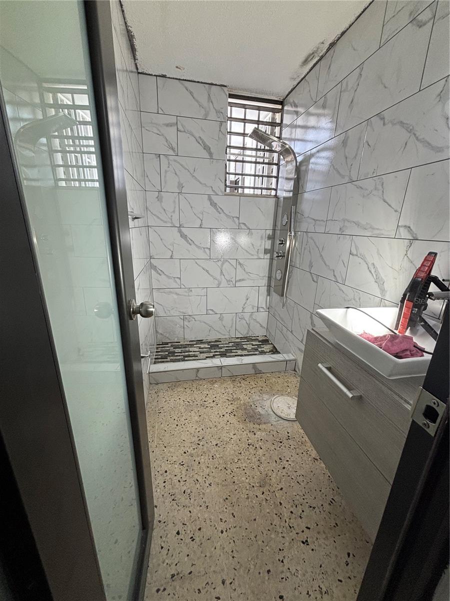 CIENAGA BAJA - Residential