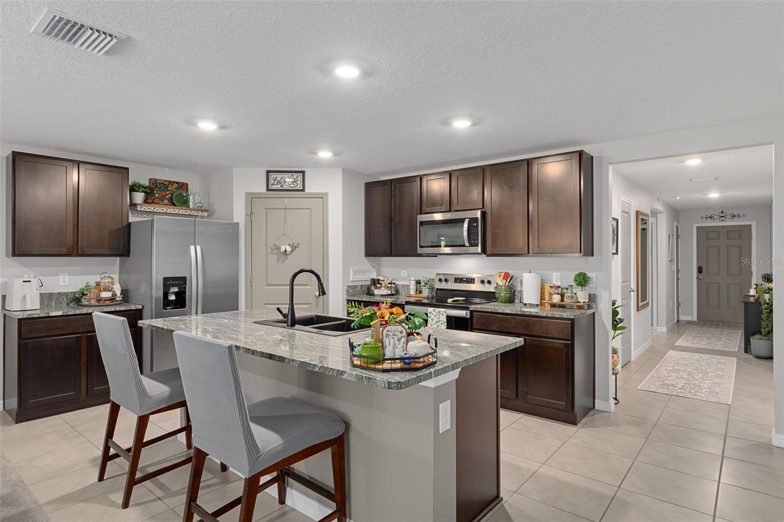 HERNANDO OAKS PH 3 - Residential