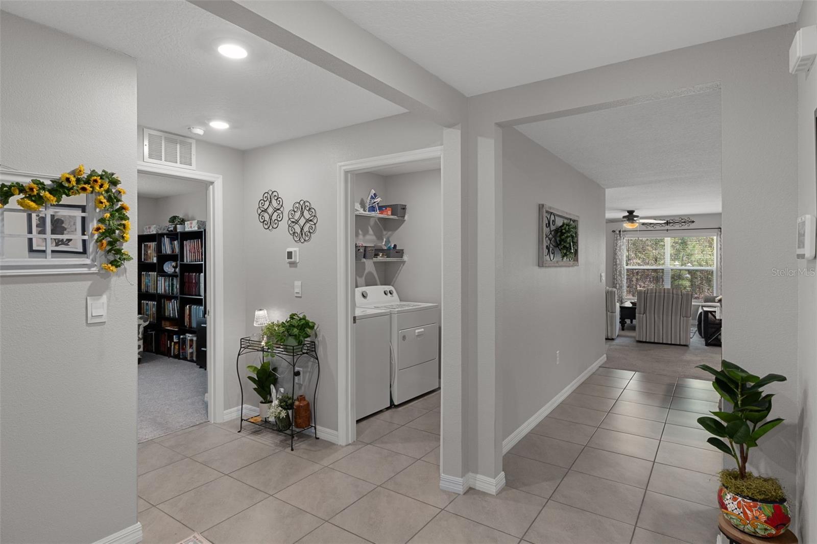 HERNANDO OAKS PH 3 - Residential