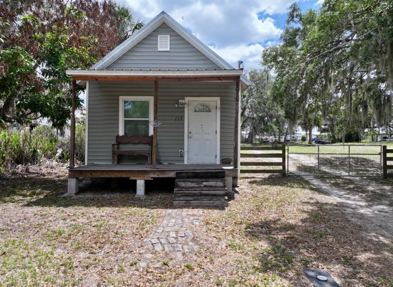 F M WALDRONS ADD - Residential